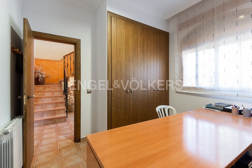 4 bedroom Villa for sale in Naquera with pool garage - € 540,000 (Ref: 8235362)