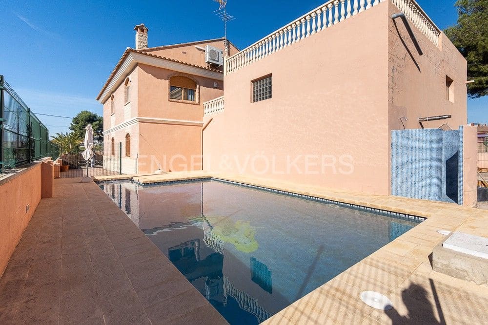 4 bedroom Villa for sale in Naquera with pool garage - € 540,000 (Ref: 8235362)