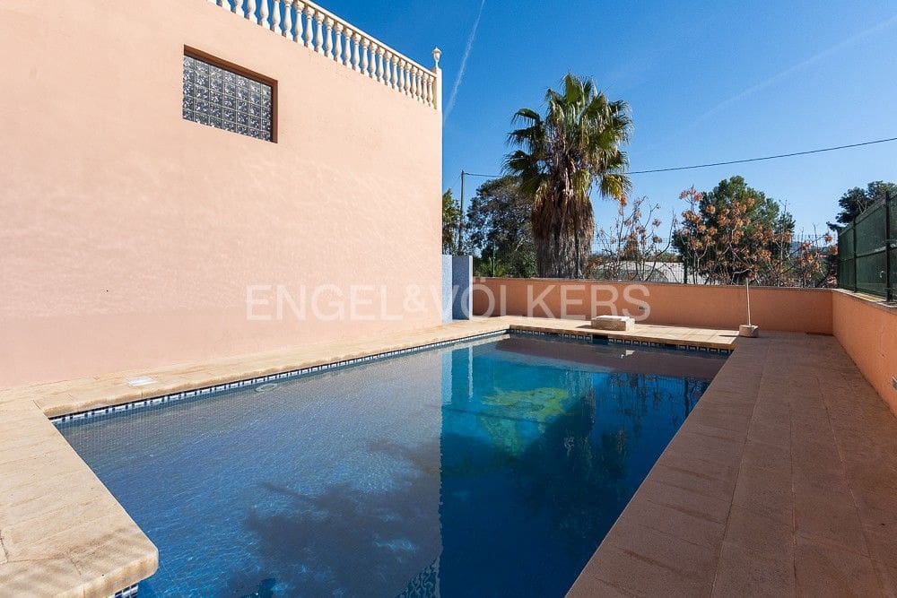 4 bedroom Villa for sale in Naquera with pool garage - € 540,000 (Ref: 8235362)