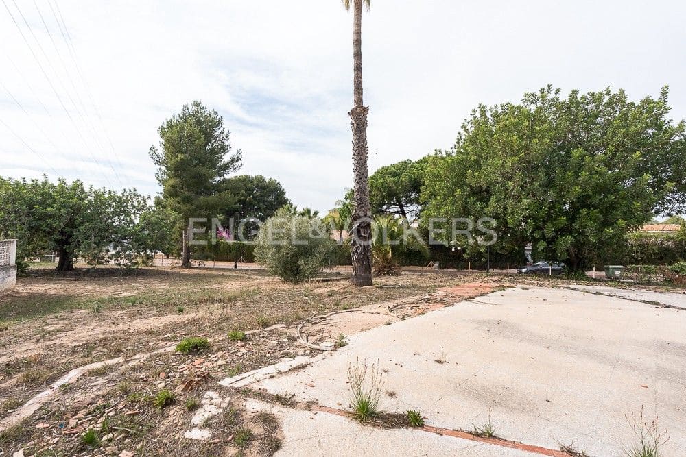 Bauplatz zu verkaufen in Paterna - 495.000 € (Ref: 8235369)