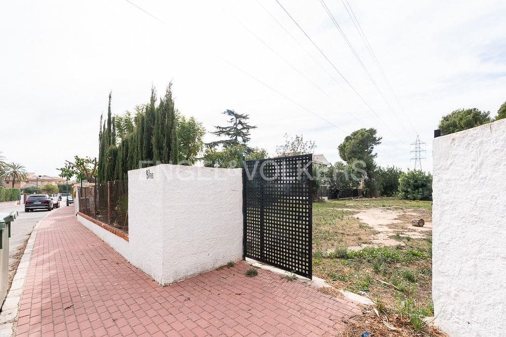 Bauplatz zu verkaufen in Paterna - 495.000 € (Ref: 8235369)