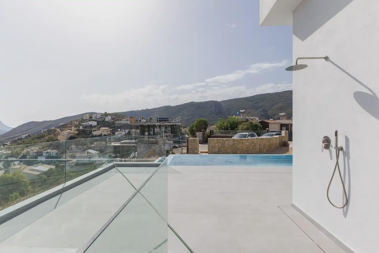 4 bedroom Villa for sale in Pedreguer with pool garage - € 1,395,000 (Ref: 8235370)