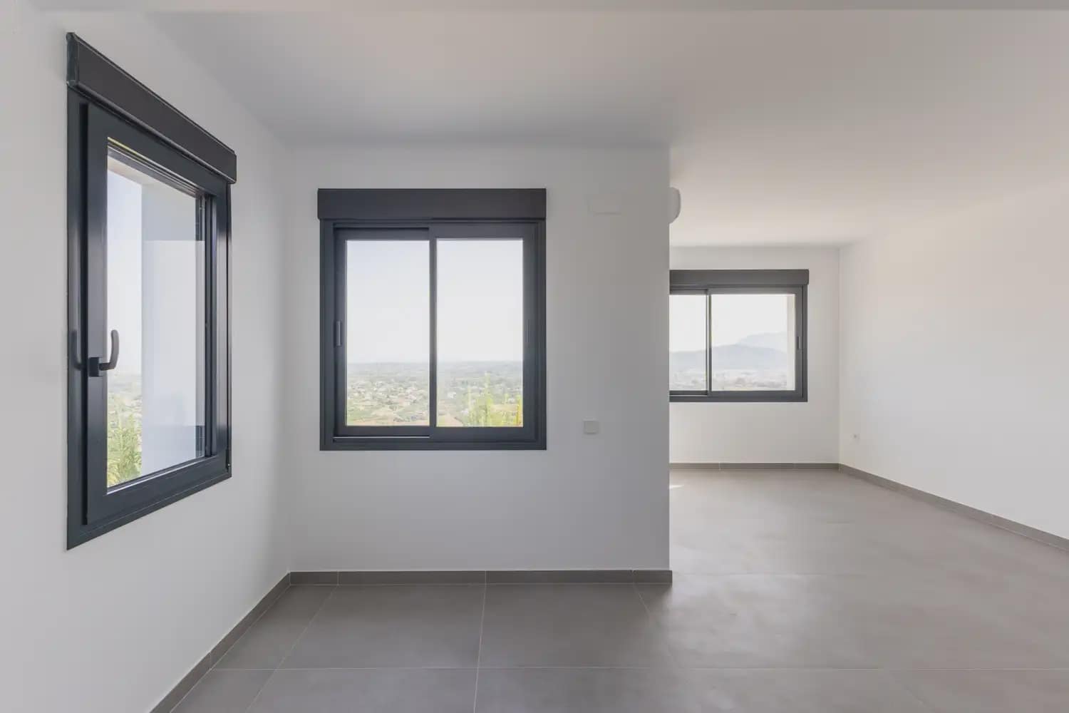 4 bedroom Villa for sale in Pedreguer with pool garage - € 1,395,000 (Ref: 8235370)