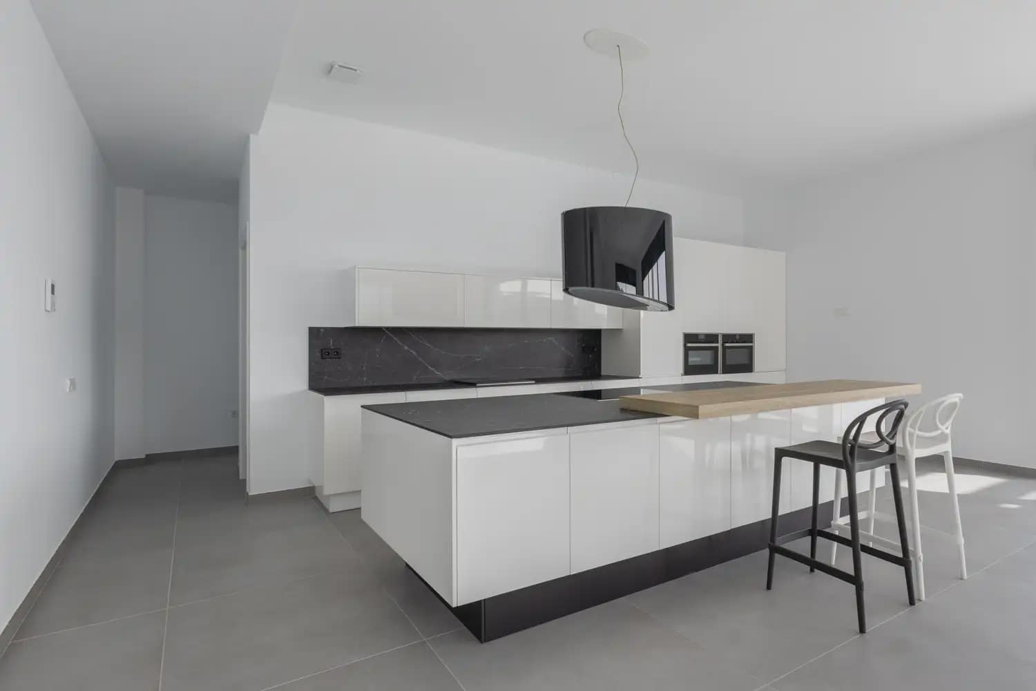 4 bedroom Villa for sale in Pedreguer with pool garage - € 1,395,000 (Ref: 8235370)