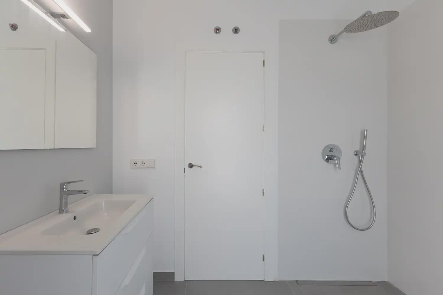 4 bedroom Villa for sale in Pedreguer with pool garage - € 1,395,000 (Ref: 8235370)