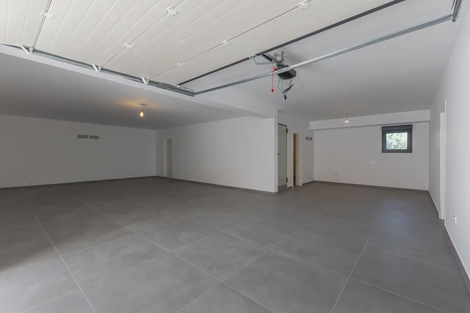 4 bedroom Villa for sale in Pedreguer with pool garage - € 1,395,000 (Ref: 8235370)