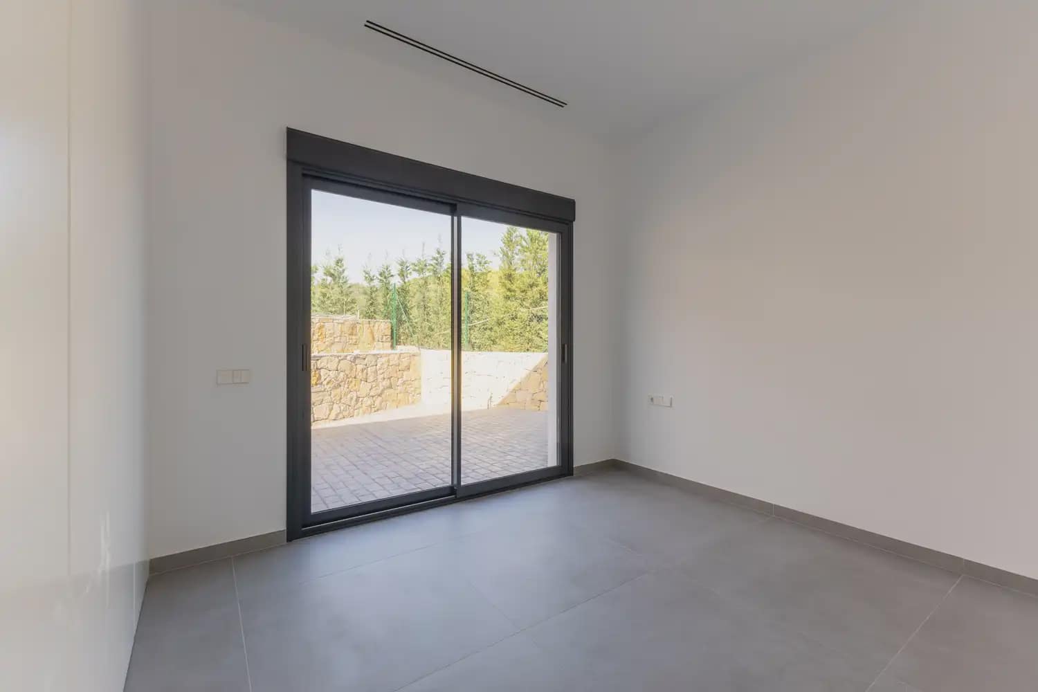 4 bedroom Villa for sale in Pedreguer with pool garage - € 1,395,000 (Ref: 8235370)