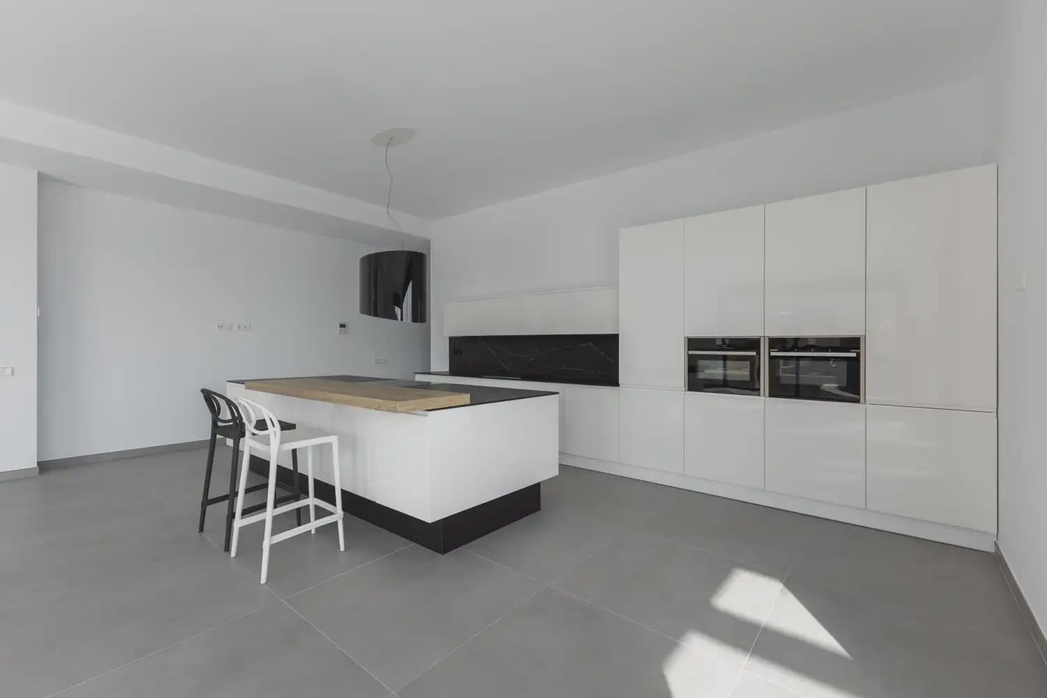 4 bedroom Villa for sale in Pedreguer with pool garage - € 1,395,000 (Ref: 8235370)