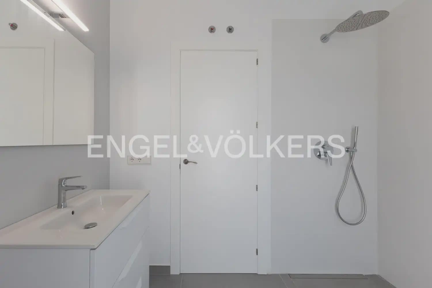 4 sypialnia Willa na sprzedaż w Pedreguer z basenem garażem - 1 395 000 € (Ref: 8235370)