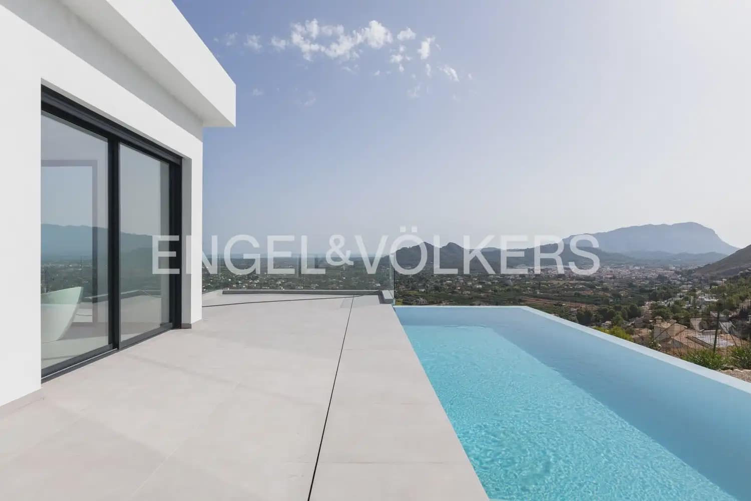 4 sypialnia Willa na sprzedaż w Pedreguer z basenem garażem - 1 395 000 € (Ref: 8235370)