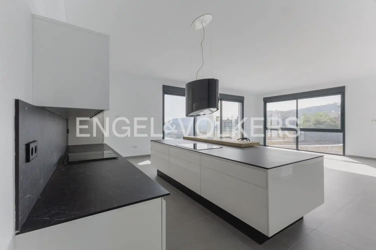 4 sypialnia Willa na sprzedaż w Pedreguer z basenem garażem - 1 395 000 € (Ref: 8235370)