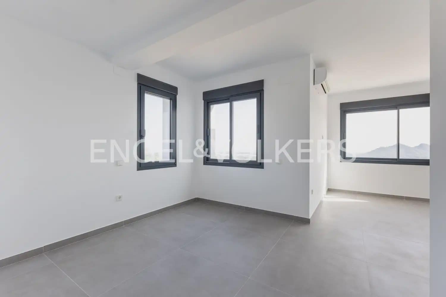 4 sypialnia Willa na sprzedaż w Pedreguer z basenem garażem - 1 395 000 € (Ref: 8235370)