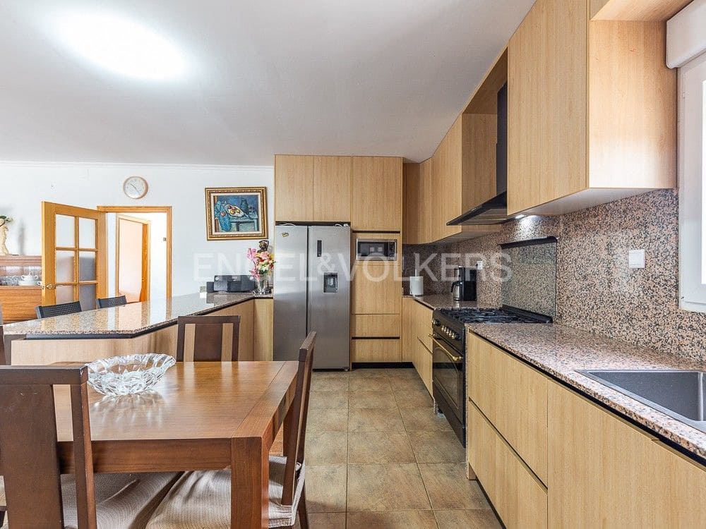 4 bedroom Finca/Country House for sale in Montroy with pool - € 375,000 (Ref: 8235396)