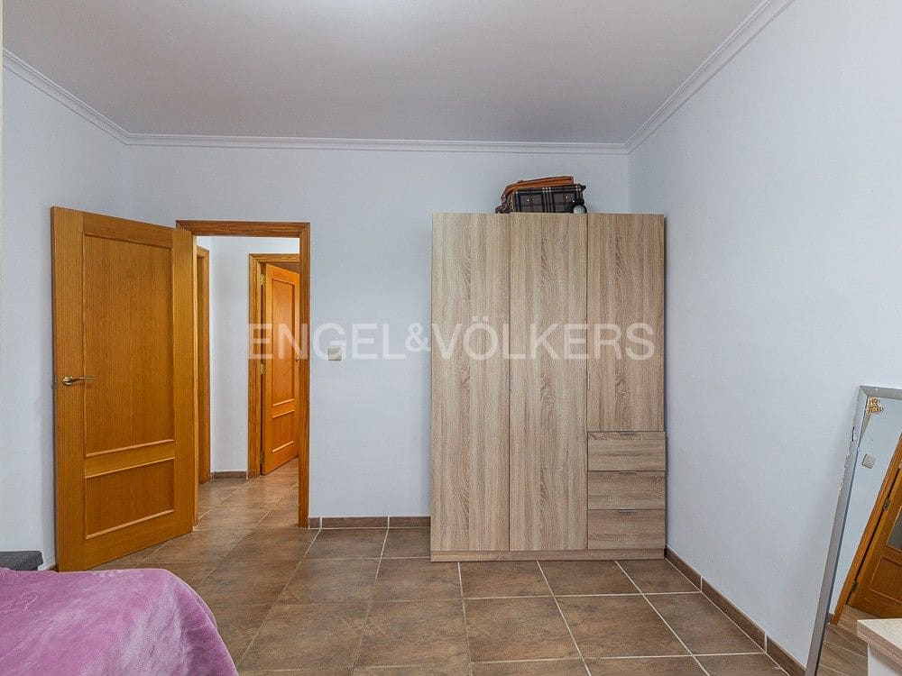 4 bedroom Finca/Country House for sale in Montroy with pool - € 375,000 (Ref: 8235396)