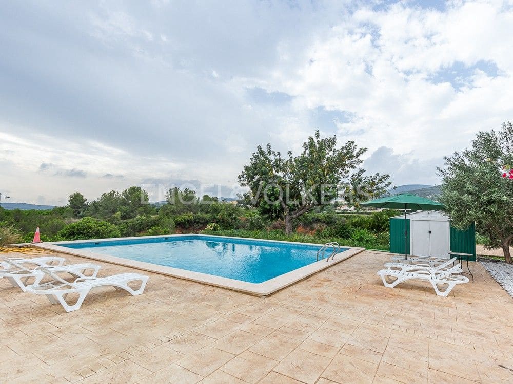 4 bedroom Finca/Country House for sale in Montroy with pool - € 375,000 (Ref: 8235396)