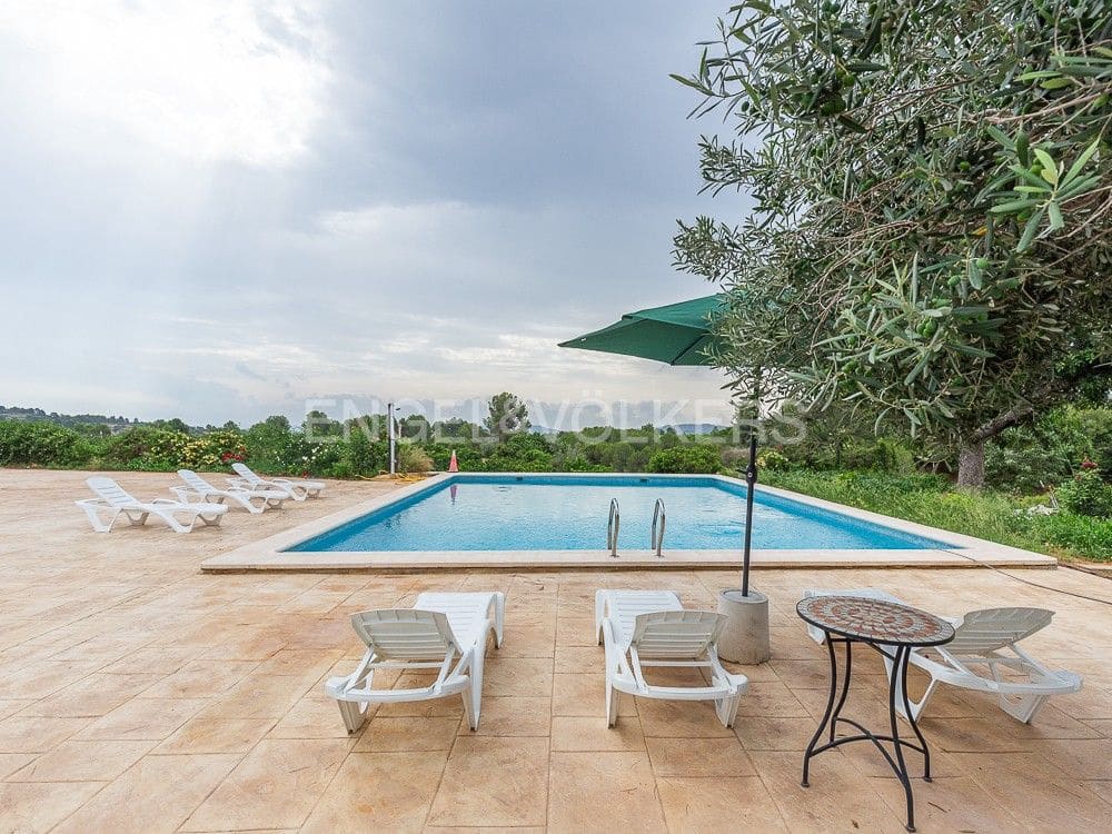 4 bedroom Finca/Country House for sale in Montroy with pool - € 375,000 (Ref: 8235396)