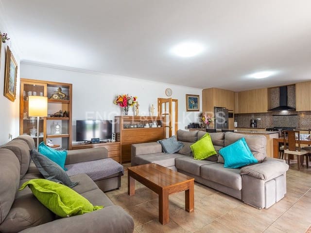 4 bedroom Finca/Country House for sale in Montroy with pool - € 375,000 (Ref: 8235396)