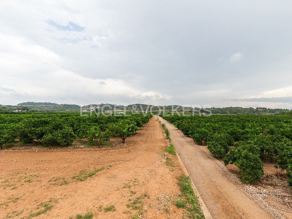 4 bedroom Finca/Country House for sale in Montroy with pool - € 375,000 (Ref: 8235396)