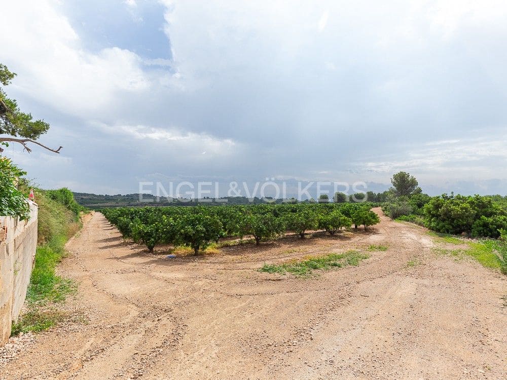 4 bedroom Finca/Country House for sale in Montroy with pool - € 375,000 (Ref: 8235396)