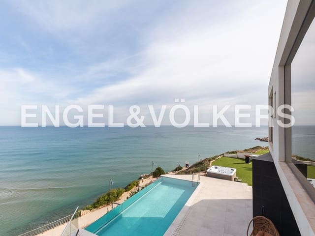 5 bedroom Beach Apartment for sale in Faro de Cullera, Cullera with pool garage - € 1,895,000 (Ref: 8235397)