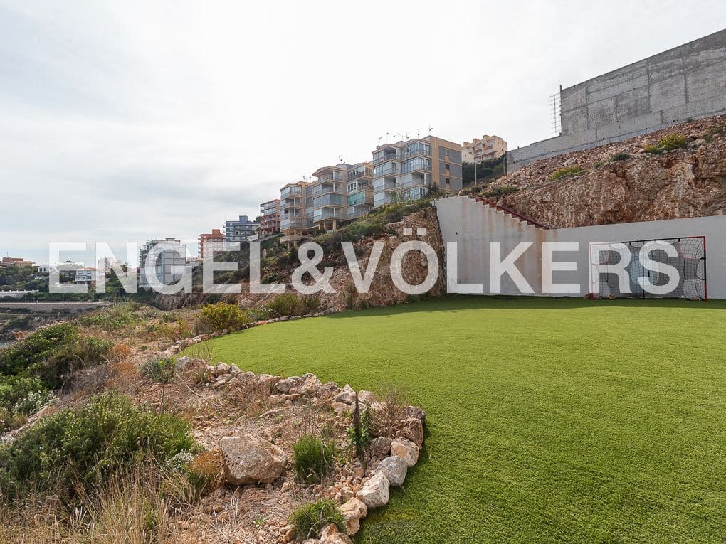 5 bedroom Beach Apartment for sale in Cullera with pool garage - € 1,895,000 (Ref: 8235397)