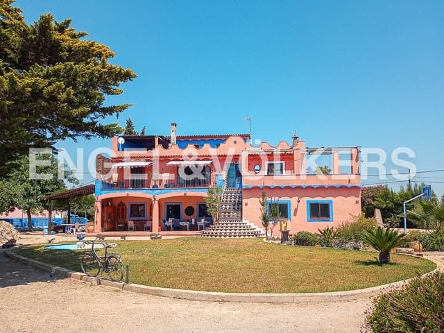 5 soveværelse Finca/Landehus til salg i Vinaròs med swimmingpool garage - € 390.000 (Ref: 8235402)
