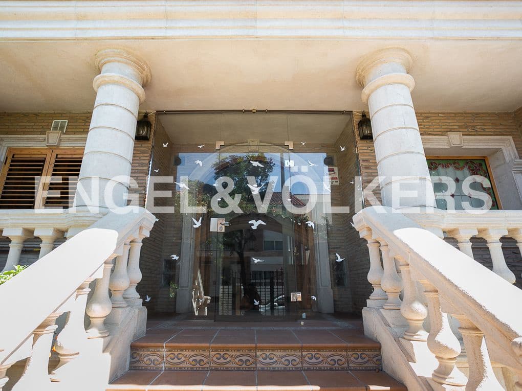 7 bedroom Villa for sale in Picanya with pool garage - € 980,000 (Ref: 8235423)