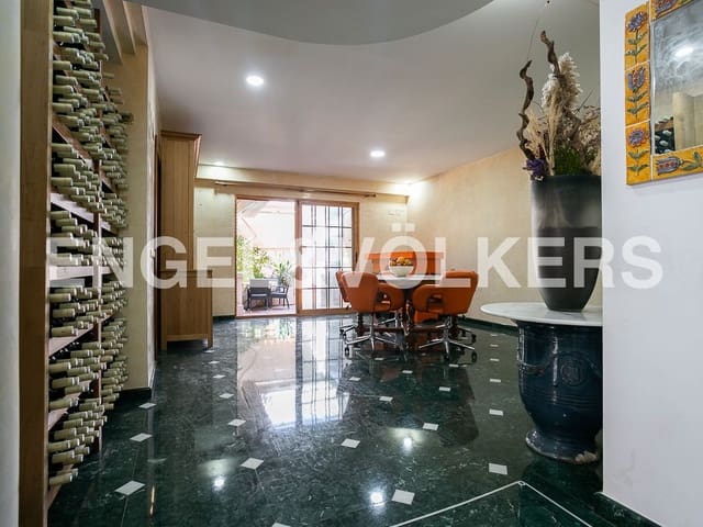 7 bedroom Villa for sale in Picanya with pool garage - € 980,000 (Ref: 8235423)