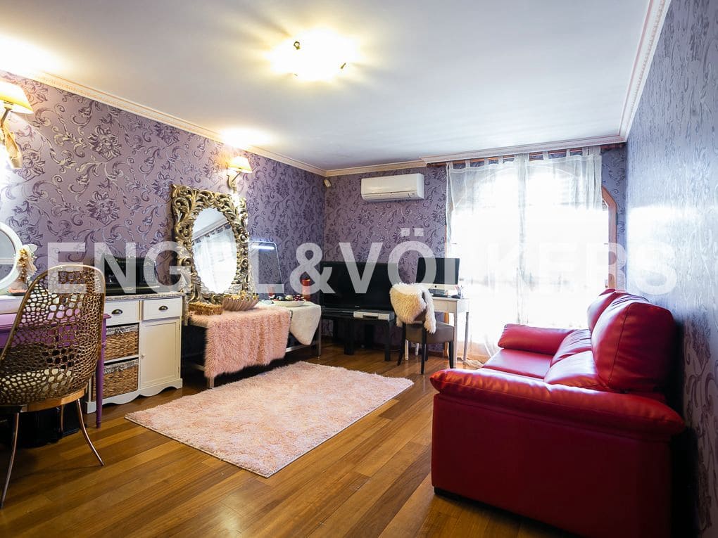 7 bedroom Villa for sale in Picanya with pool garage - € 980,000 (Ref: 8235423)