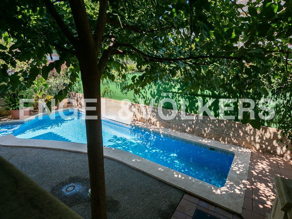 7 bedroom Villa for sale in Picanya with pool garage - € 980,000 (Ref: 8235423)