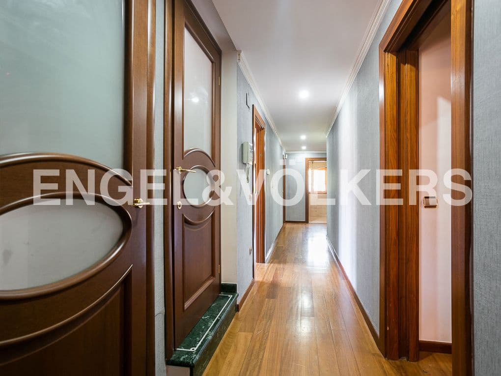 7 bedroom Villa for sale in Picanya with pool garage - € 980,000 (Ref: 8235423)