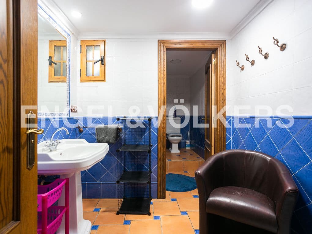 7 bedroom Villa for sale in Picanya with pool garage - € 980,000 (Ref: 8235423)