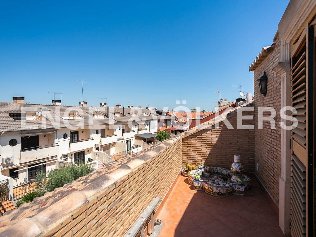 7 bedroom Villa for sale in Picanya with pool garage - € 980,000 (Ref: 8235423)