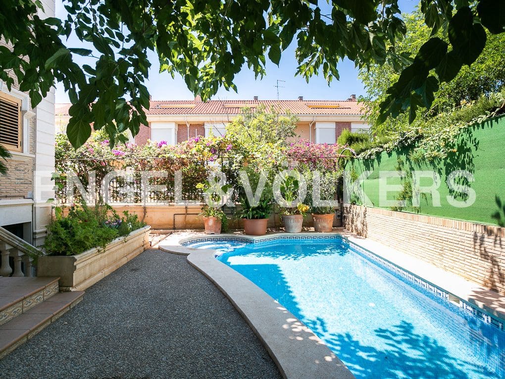 7 bedroom Villa for sale in Picanya with pool garage - € 980,000 (Ref: 8235423)