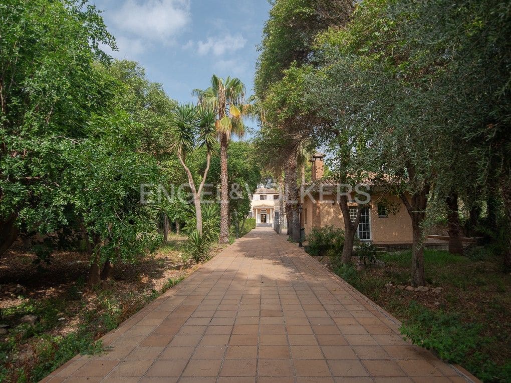 10 Zimmer Villa zu verkaufen in Vila-real mit Pool Garage - 670.000 € (Ref: 8235458)