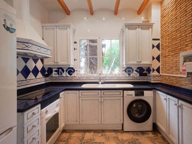Chalet de 10 habitaciones en Vila-real en venta con piscina garaje - 670.000 € (Ref: 8235458)