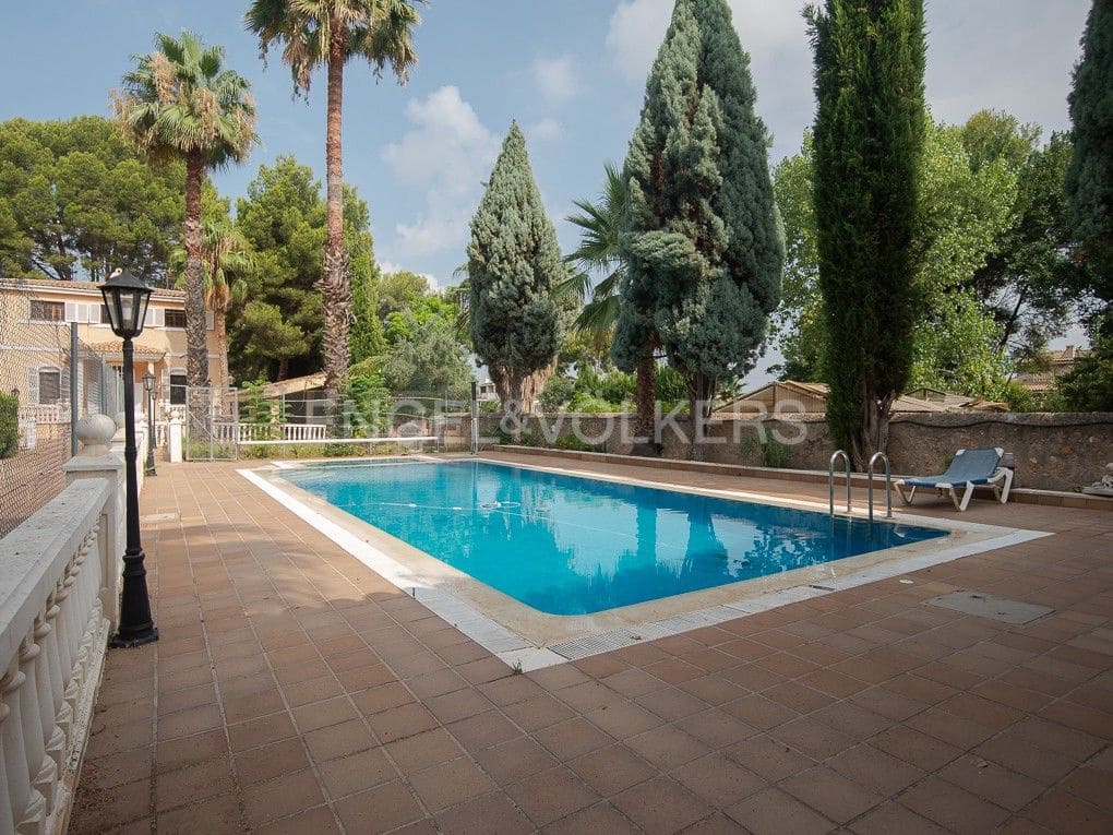 10 Zimmer Villa zu verkaufen in Vila-real mit Pool Garage - 670.000 € (Ref: 8235458)