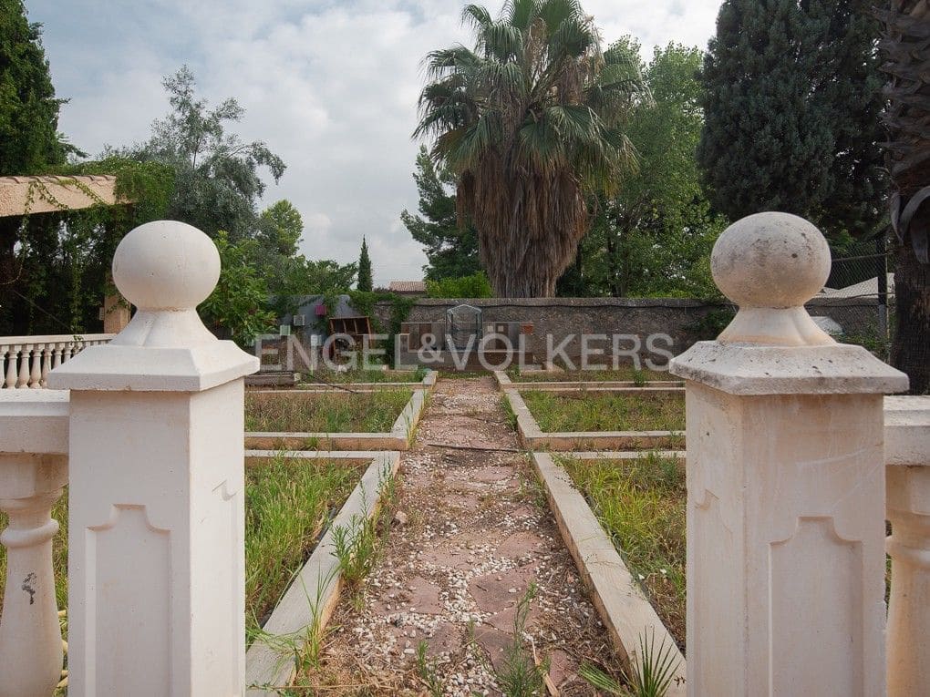 10 Zimmer Villa zu verkaufen in Vila-real mit Pool Garage - 670.000 € (Ref: 8235458)