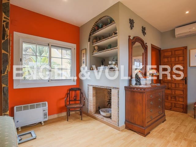 5 slaapkamer Villa te koop in Sant Antoni, Cullera met zwembad garage - € 600.000 (Ref: 8235464)