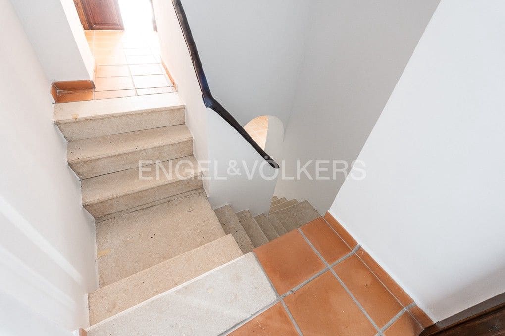 3 bedroom Townhouse for sale in Piles with pool - € 359,000 (Ref: 8235467)