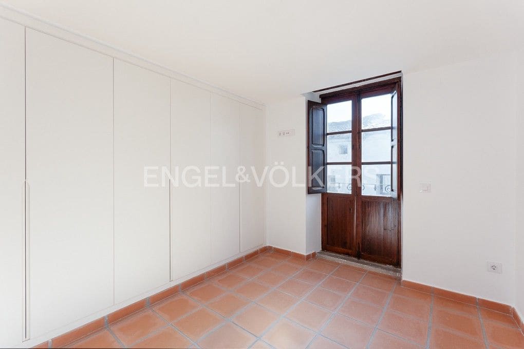 3 bedroom Townhouse for sale in Piles with pool - € 359,000 (Ref: 8235467)