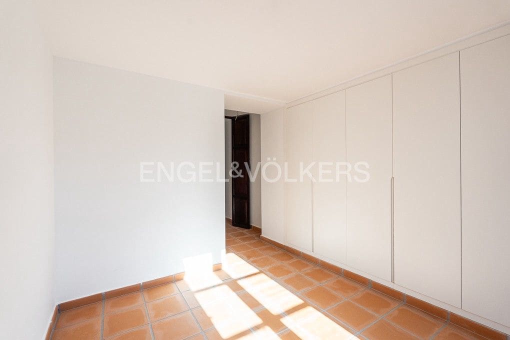 3 bedroom Townhouse for sale in Piles with pool - € 359,000 (Ref: 8235467)