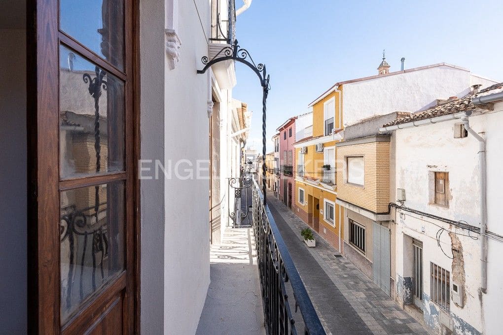 3 bedroom Townhouse for sale in Piles with pool - € 359,000 (Ref: 8235467)