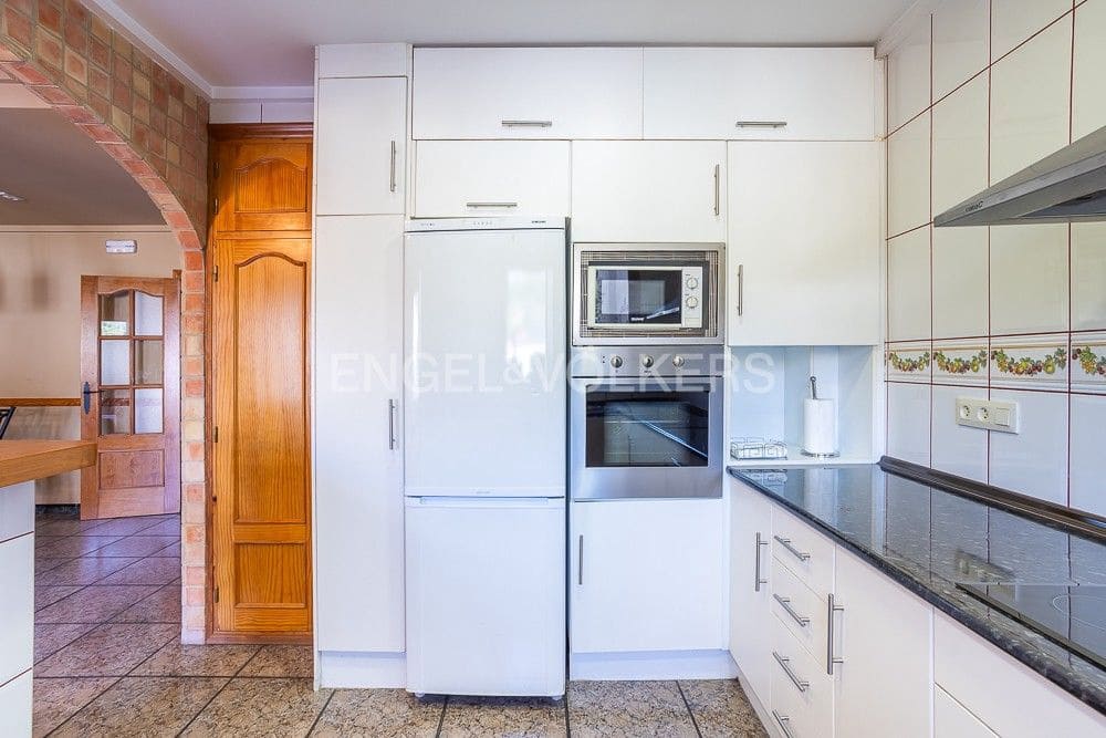 5 slaapkamer Hotel te koop in Vall de Laguart met garage - € 469.000 (Ref: 8235489)