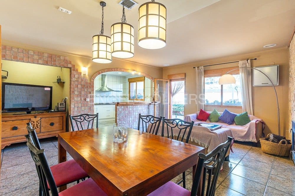 5 slaapkamer Hotel te koop in Vall de Laguart met garage - € 469.000 (Ref: 8235489)