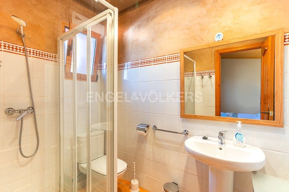 5 slaapkamer Hotel te koop in Vall de Laguart met garage - € 469.000 (Ref: 8235489)