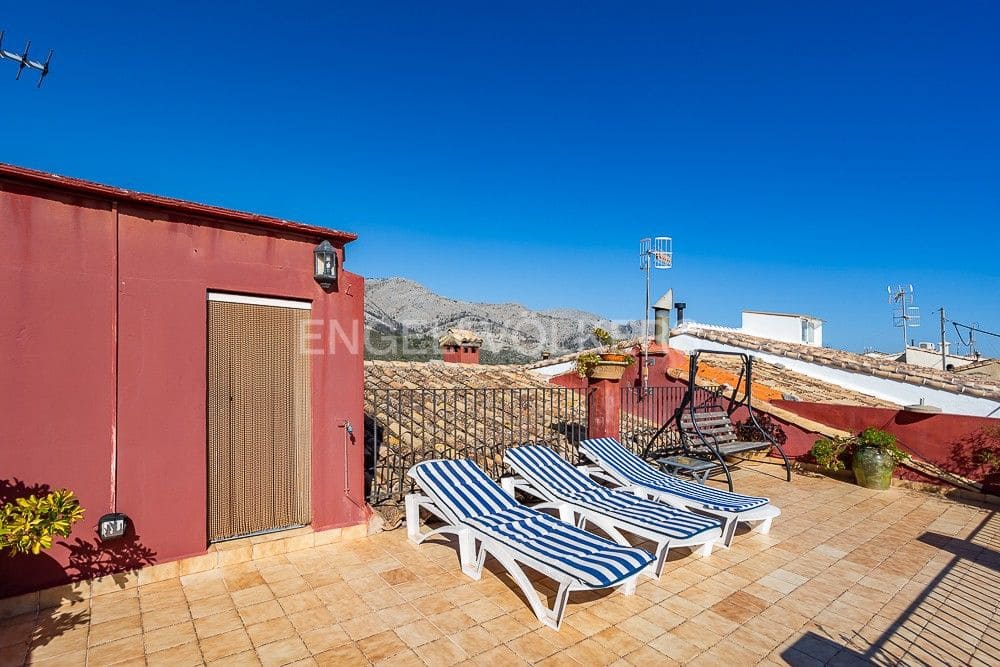 5 slaapkamer Hotel te koop in Vall de Laguart met garage - € 469.000 (Ref: 8235489)