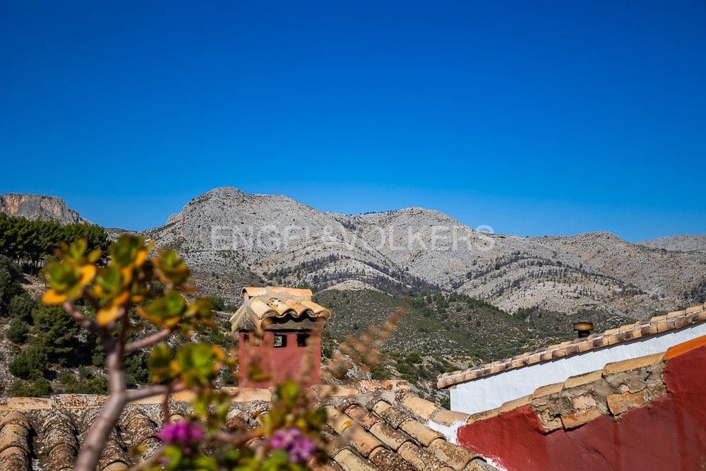 5 slaapkamer Hotel te koop in Vall de Laguart met garage - € 469.000 (Ref: 8235489)