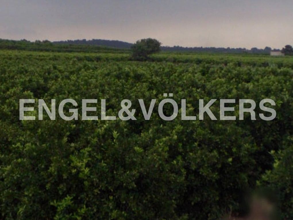 Building Plot for sale in Pedralba - € 189,900 (Ref: 8235507)