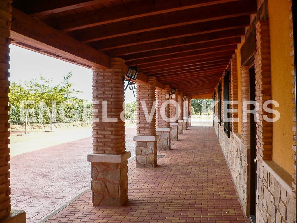 Building Plot for sale in Alhambra - € 1,450,000 (Ref: 8235510)
